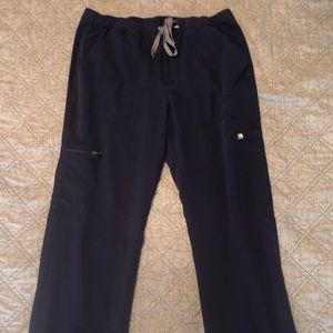 Men’s Medium Figs Cairo Scrubs